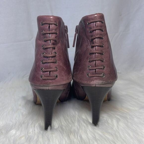 Nine West Vintage Wine Distressed High Heel Side Zip Booties. Sz 8.5 - Picture 3 of 7